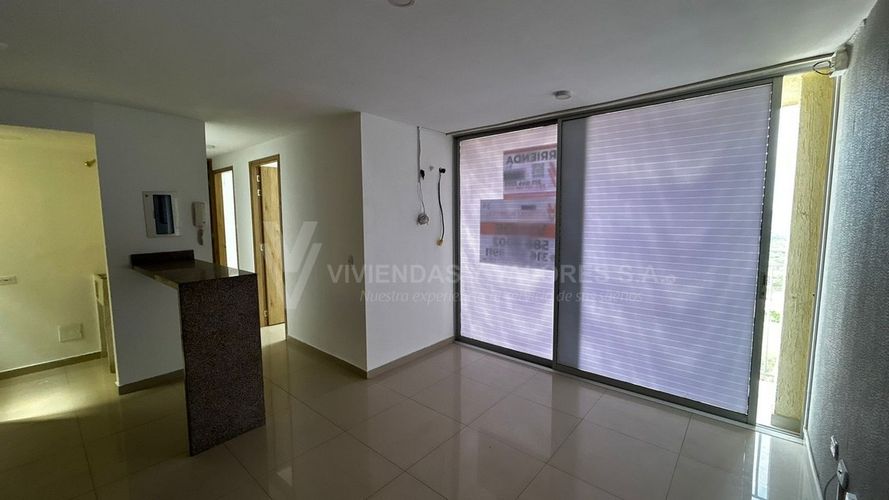 Apartamento de 3 alcobas en venta en La Floresta, Los Patios, 53 m² · foto 3 de 13