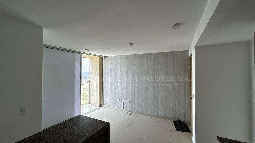 Apartamento de 3 alcobas en venta en La Floresta, Los Patios, 53 m² · foto 4 de 13
