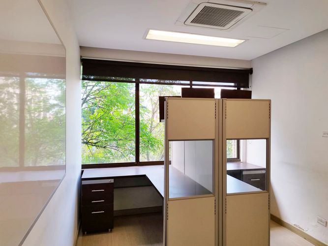 Oficina en arriendo en El Poblado, Medellín, 110 m² · foto 5 de 18