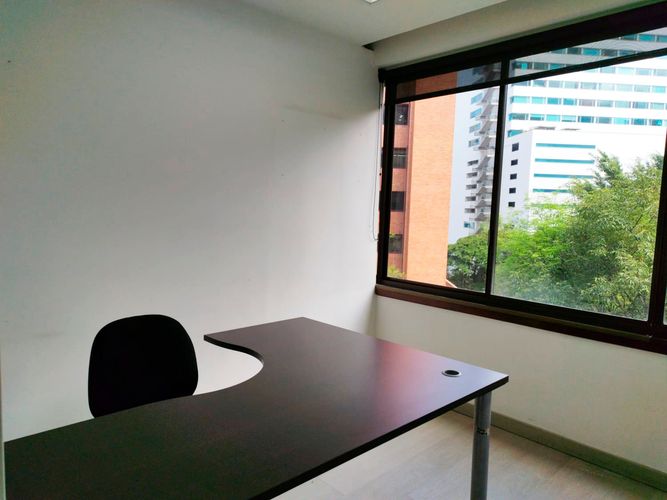 Oficina en arriendo en El Poblado, Medellín, 110 m² · foto 11 de 18