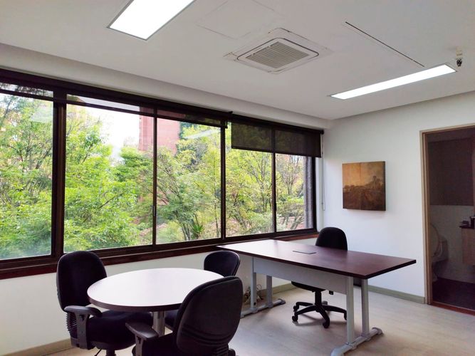 Oficina en arriendo en El Poblado, Medellín, 110 m² · foto 13 de 18