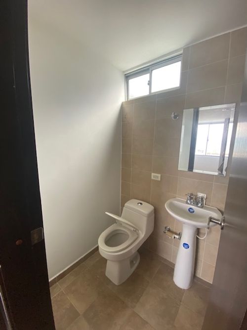 Apartamento de 2 alcobas en venta en San Francisco, Bucaramanga, 67 m² · foto 16 de 22