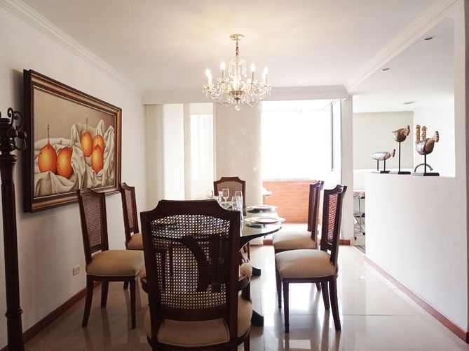 Apartamento de 3 alcobas en arriendo en El Poblado, Medellín, 180 m² · foto 5 de 20
