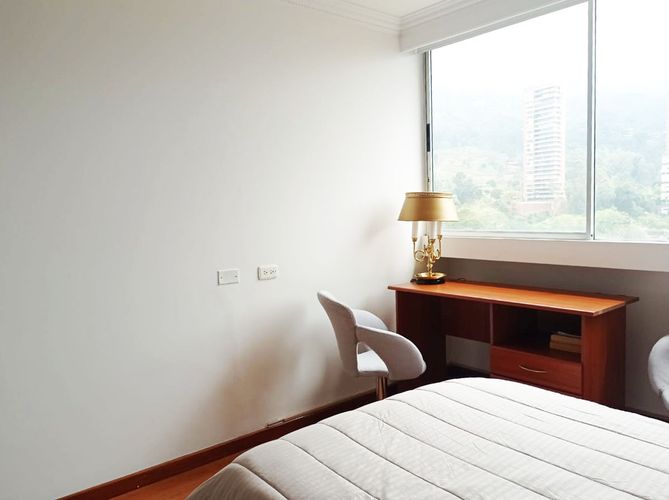 Apartamento de 3 alcobas en arriendo en El Poblado, Medellín, 180 m² · foto 15 de 20