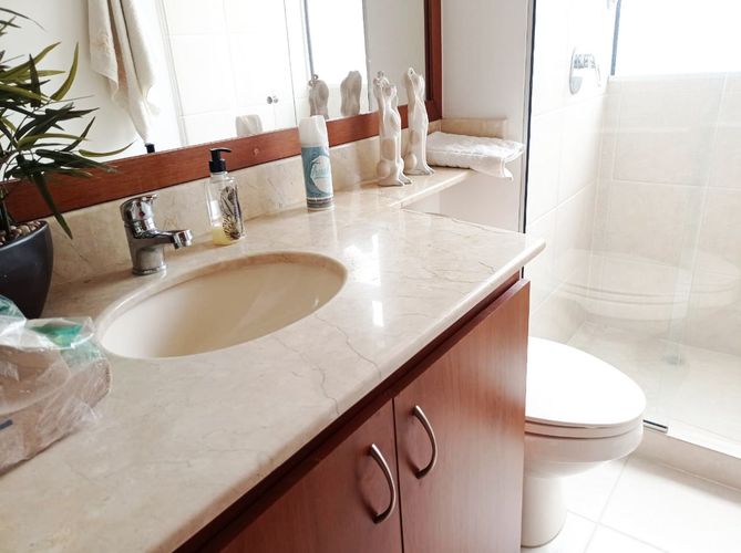 Apartamento de 3 alcobas en arriendo en El Poblado, Medellín, 180 m² · foto 19 de 20