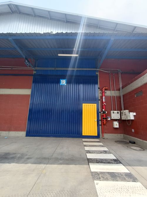 Bodega en arriendo en Echavarria, Madrid, 687 m² · foto 5 de 5