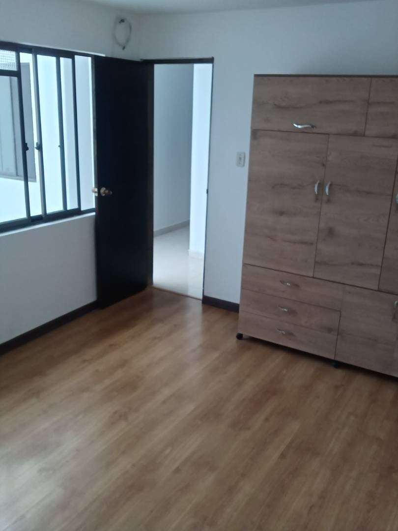 Casa en venta en Ciudad Montes, Bogotá · foto 3 de 20