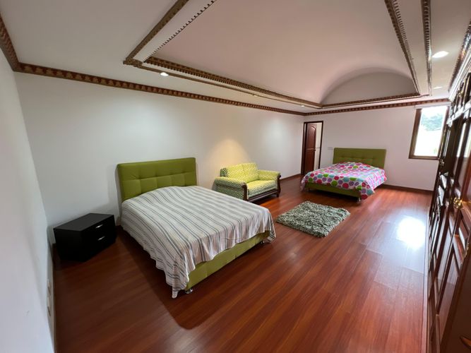 Casa de 8 alcobas en venta en Yerbabuena, Chía · foto 8 de 20