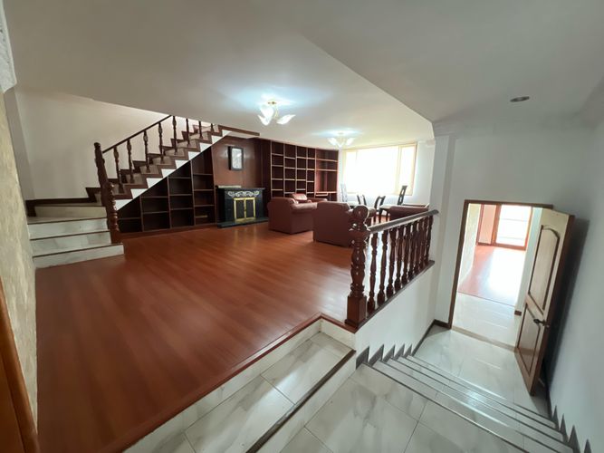 Casa de 8 alcobas en venta en Yerbabuena, Chía · foto 11 de 20