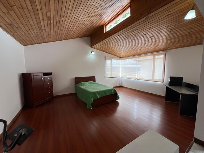 Casa de 8 alcobas en venta en Yerbabuena, Chía · foto 12 de 20