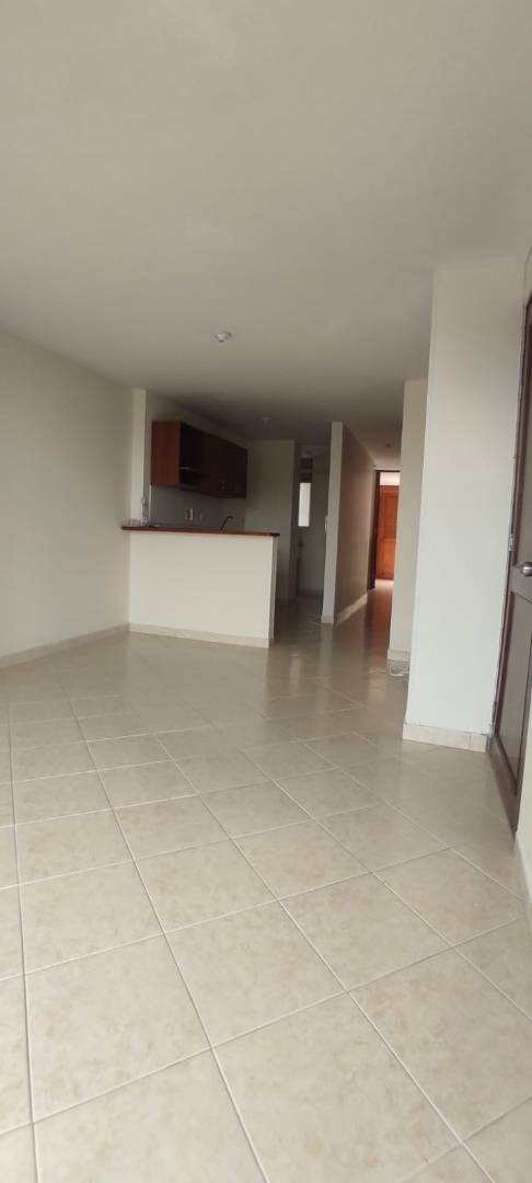 Apartamento en arriendo en Laureles, Medellín · foto 9 de 14