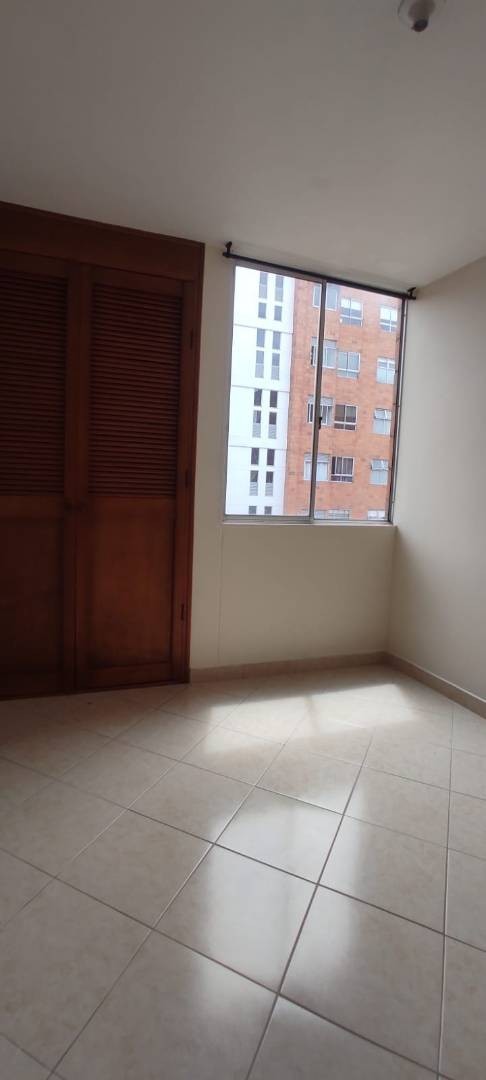 Apartamento en arriendo en Laureles, Medellín · foto 13 de 14