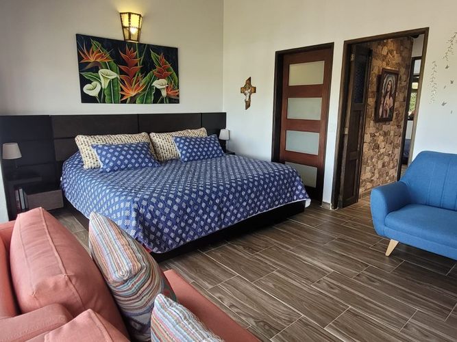 Casa de 4 alcobas en venta en Gualanday, Rionegro, 300 m² · foto 9 de 19