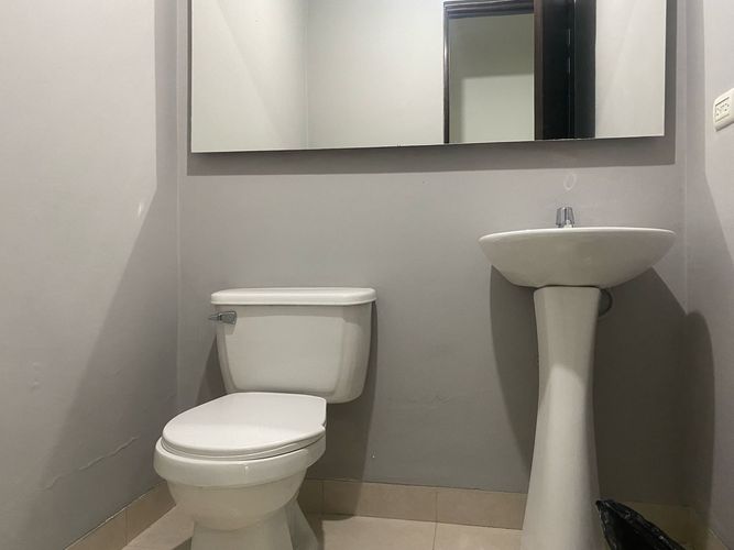 Oficina en arriendo en El Poblado, Medellín, 100 m² · foto 9 de 10