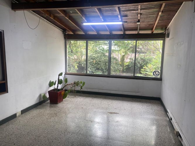 Oficina en arriendo en Loma Linda, Envigado, 300 m² · foto 2 de 18
