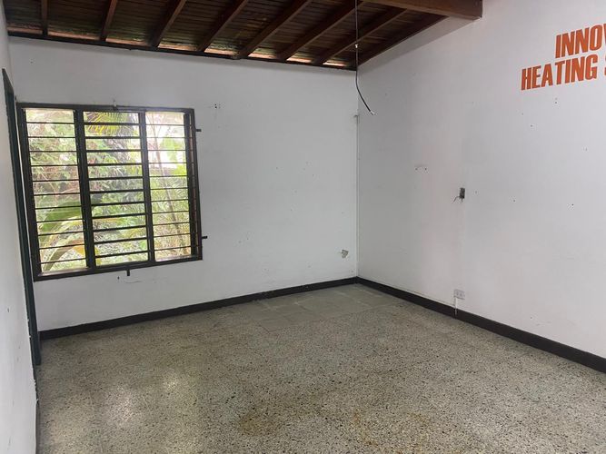 Oficina en arriendo en Loma Linda, Envigado, 300 m² · foto 13 de 18