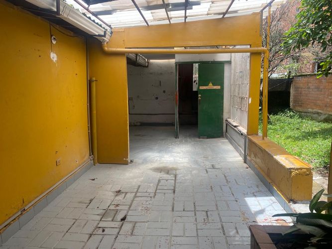 Oficina en arriendo en Loma Linda, Envigado, 300 m² · foto 18 de 18