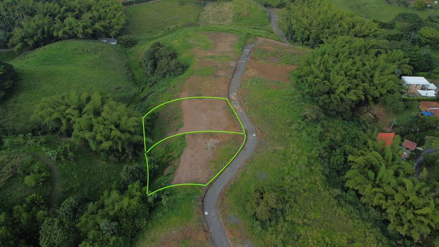 Lote en venta en Cerritos, Pereira, 2000 m² · foto 2 de 24