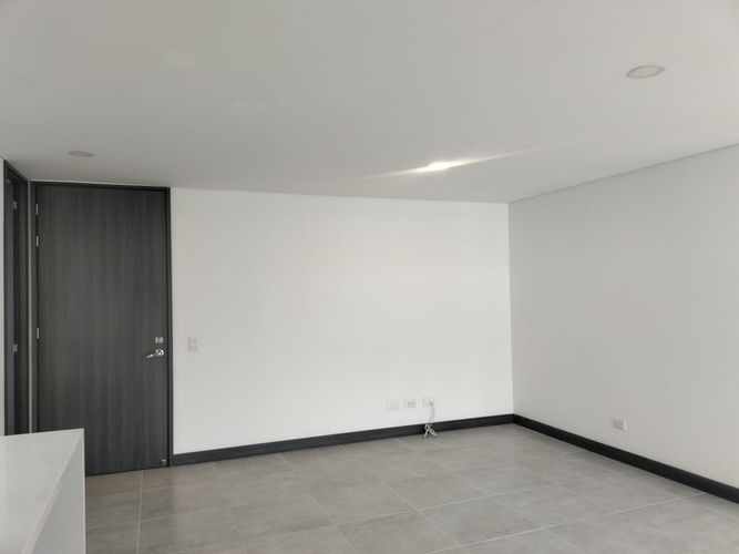 Apartamento de 3 alcobas en arriendo en El Poblado, Medellín, 107 m² · foto 4 de 18