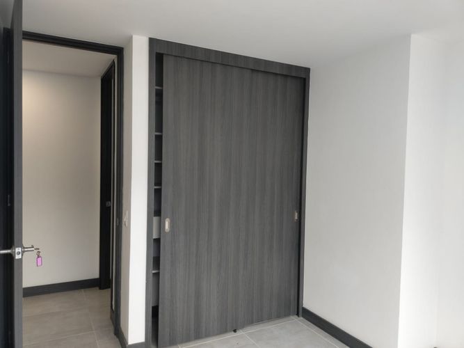 Apartamento de 3 alcobas en arriendo en El Poblado, Medellín, 107 m² · foto 15 de 18