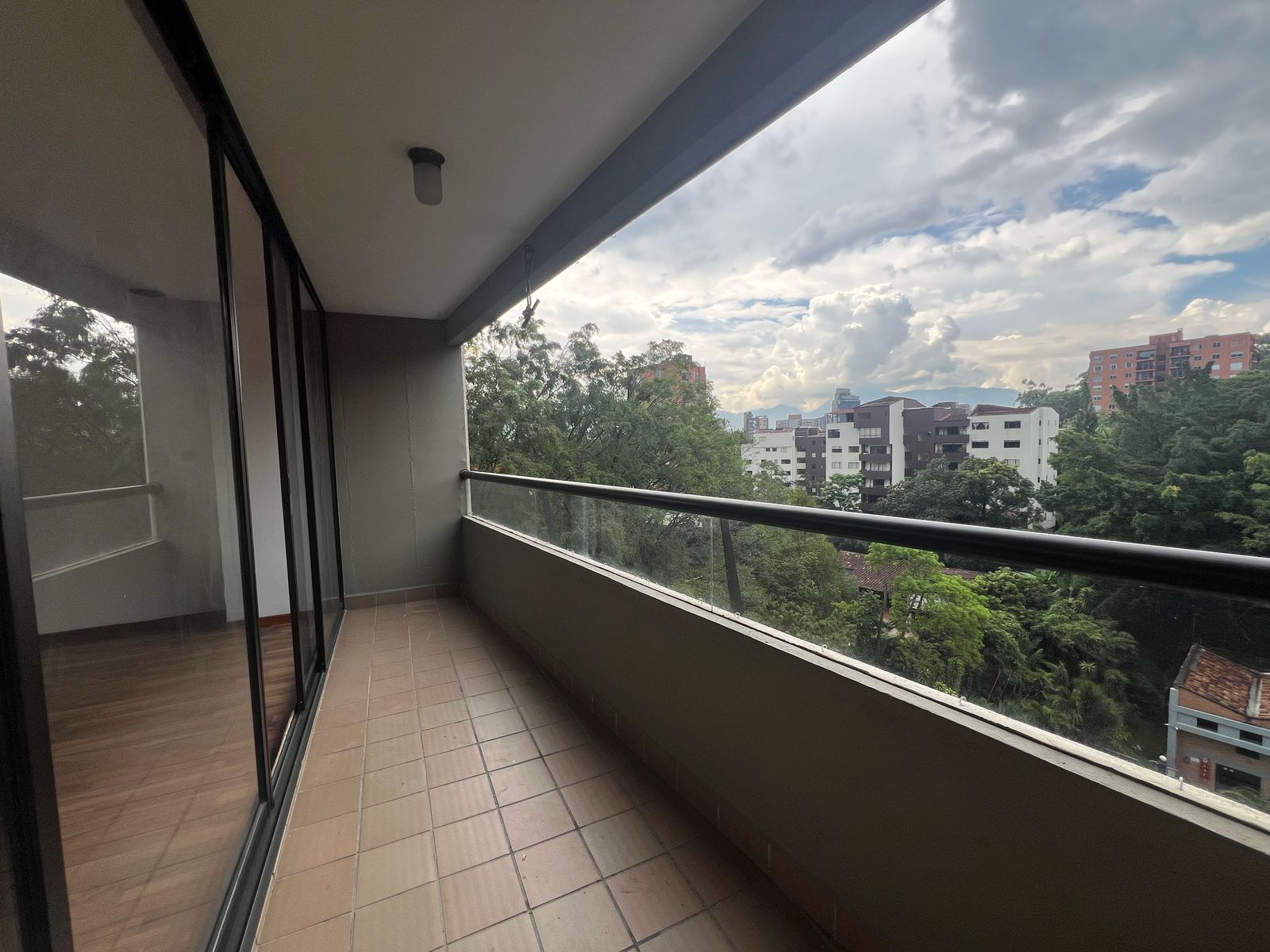 Apartamento en venta en El Poblado, Medellín · foto 19 de 19