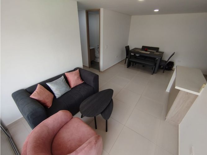 Apartamento de 3 alcobas en venta en Toledo, La Estrella, 94 m² · foto 2 de 24