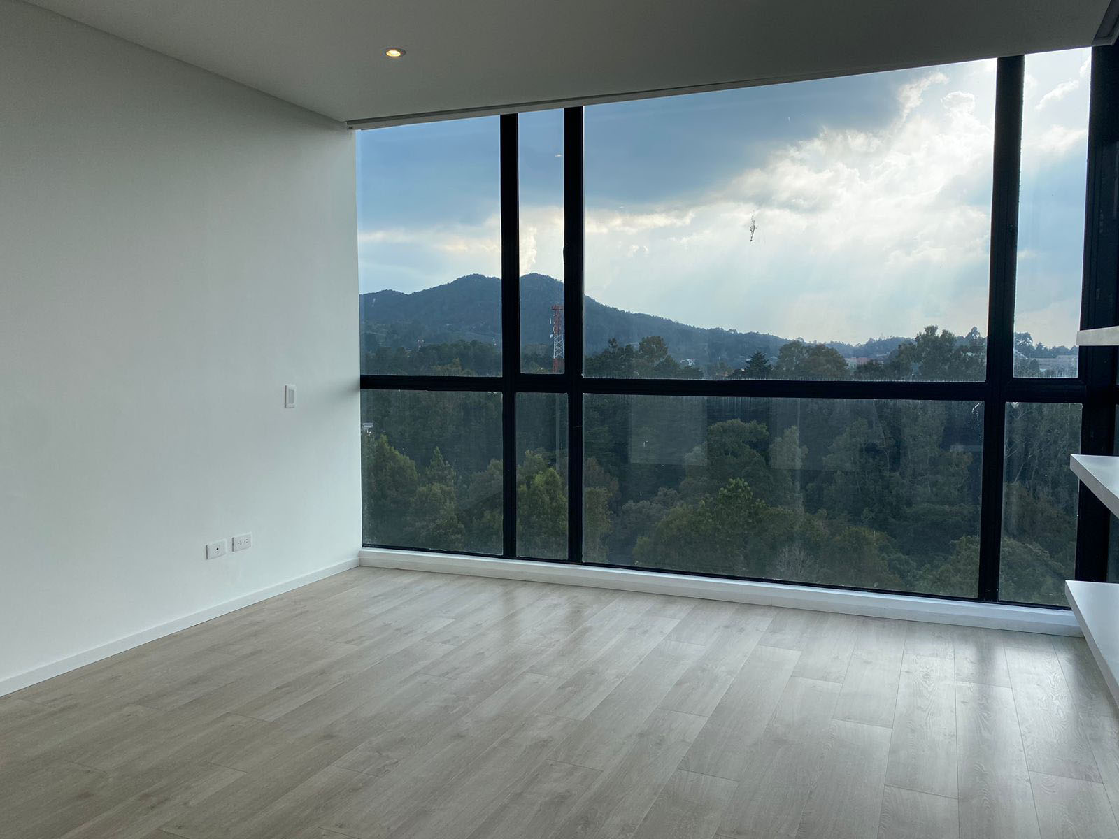 Apartamento en venta en Santa Catalina, Envigado · foto 3 de 19