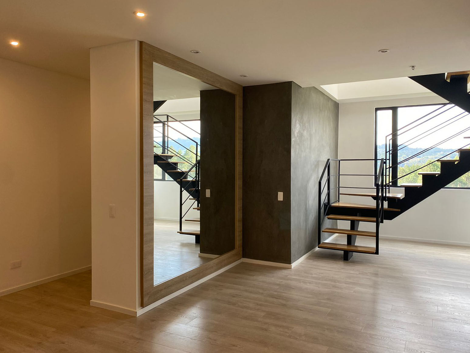 Apartamento en venta en Santa Catalina, Envigado · foto 5 de 19