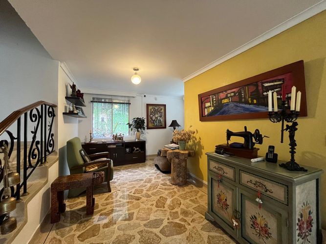Casa de 4 alcobas en venta en Los Balsos, Medellín, 256 m² · foto 8 de 20