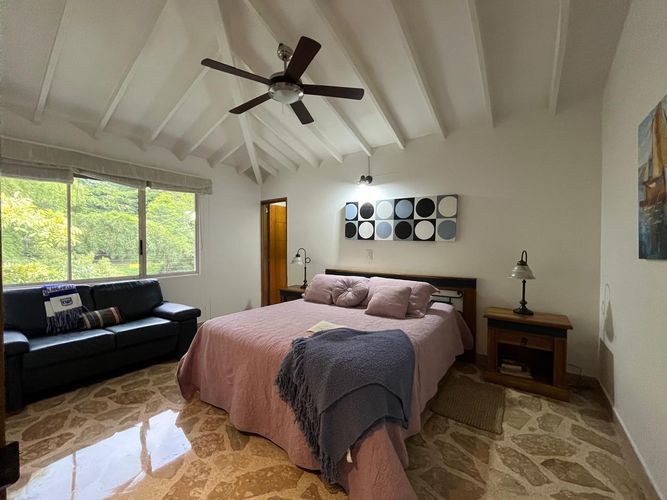 Casa de 4 alcobas en venta en Los Balsos, Medellín, 256 m² · foto 12 de 20