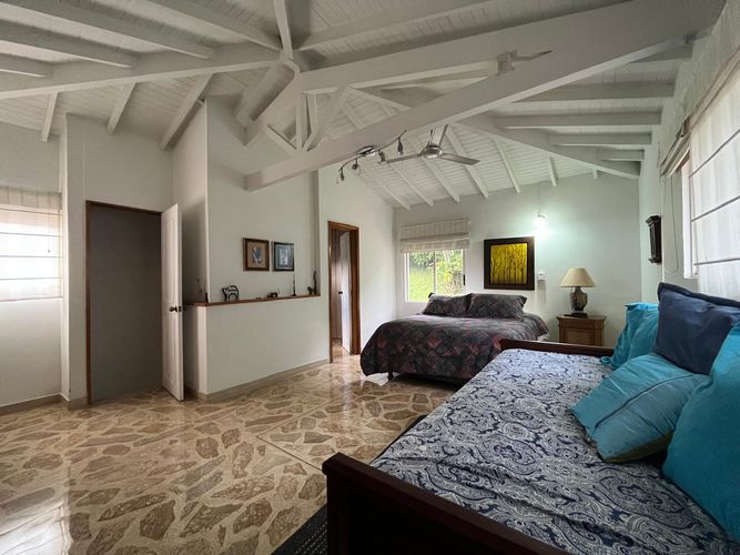 Casa de 4 alcobas en venta en Los Balsos, Medellín, 256 m² · foto 13 de 20