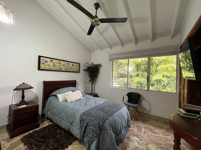 Casa de 4 alcobas en venta en Los Balsos, Medellín, 256 m² · foto 15 de 20