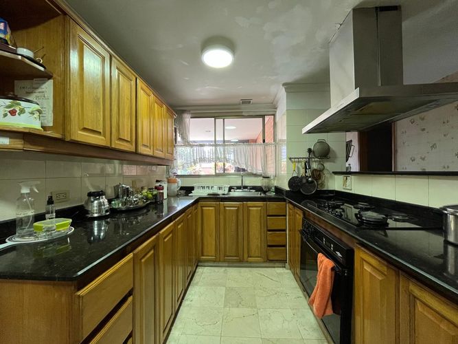 Apartamento de 3 alcobas en venta en Los Balsos, Medellín, 178 m² · foto 7 de 18