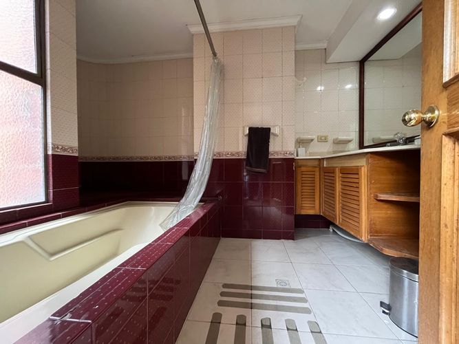 Apartamento de 3 alcobas en venta en Los Balsos, Medellín, 178 m² · foto 17 de 18