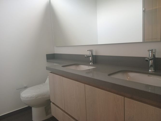 Apartamento de 2 alcobas en venta en El Poblado, Medellín, 92 m² · foto 13 de 16