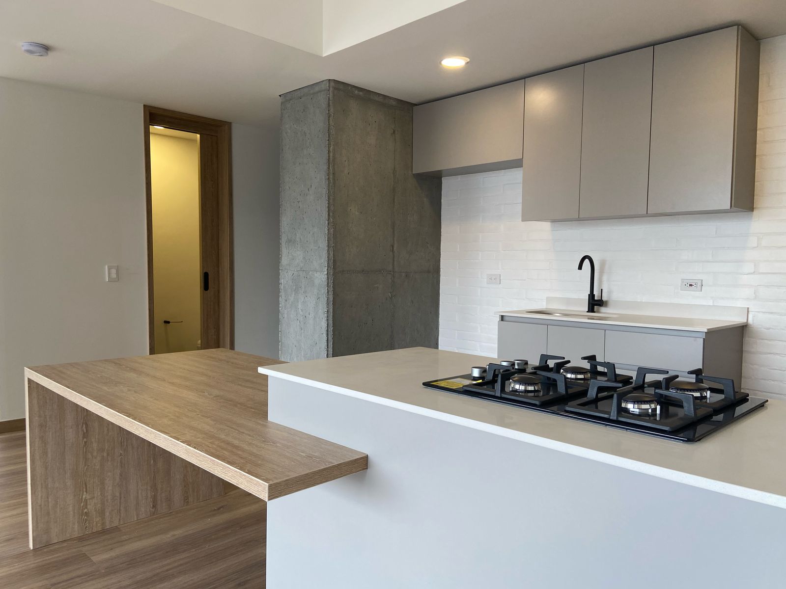 Apartamento en venta en Las Casitas, Envigado · foto 6 de 18
