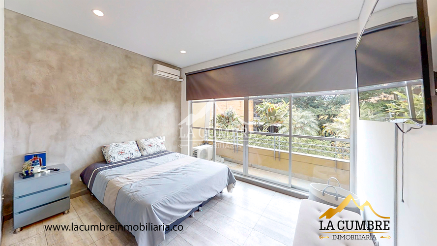 Casa de 3 alcobas en venta en El Tesorito, Medellín, 220 m² · foto 17 de 20