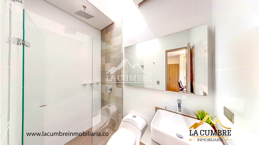 Casa de 3 alcobas en venta en El Tesorito, Medellín, 220 m² · foto 20 de 20
