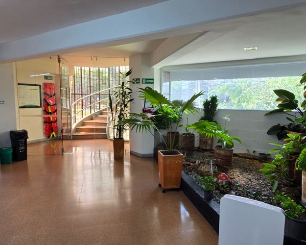 Oficina en arriendo en Cristo Rey, Medellín, 400 m² · foto 2 de 18