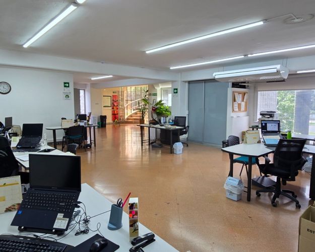Oficina en arriendo en Cristo Rey, Medellín, 400 m² · foto 8 de 18