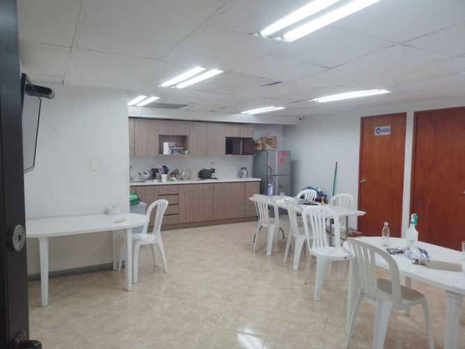 Oficina en arriendo en Cristo Rey, Medellín, 400 m² · foto 16 de 18