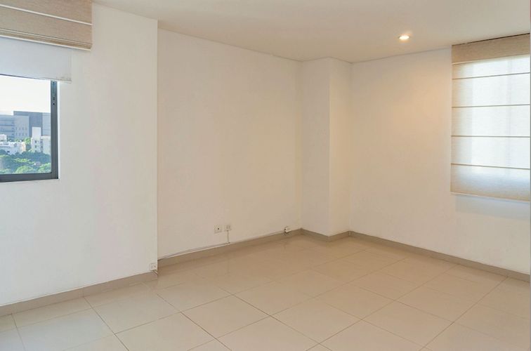 Apartamento de 3 alcobas en venta en Altos Del Prado, Barranquilla, 205 m² · foto 5 de 11