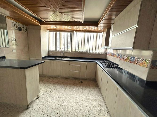 Apartamento en venta en Altos Del Prado, Barranquilla · foto 4 de 14