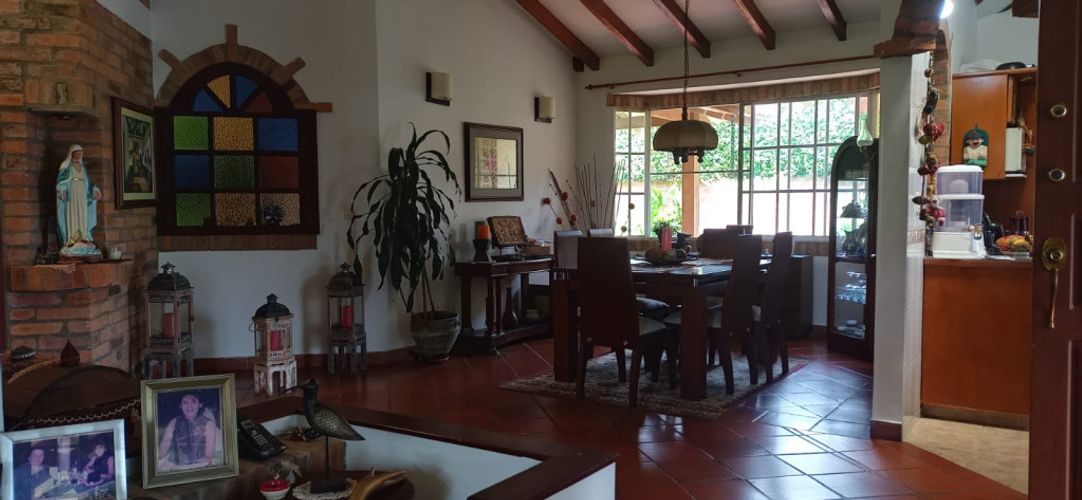 Casa de 4 alcobas en venta en Las Mercedes, Jamundí, 343 m² · foto 5 de 24