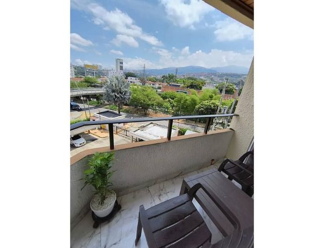Apartamento de 4 alcobas en venta en Conjunto Cerros De Cañaveral, Floridablanca, 130 m² · foto 12 de 20