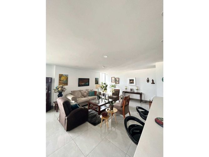 Apartamento de 3 alcobas en venta en Cañaverales, Cali, 166 m² · foto 5 de 24
