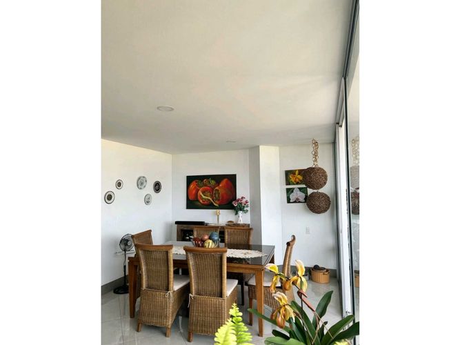 Apartamento de 3 alcobas en venta en Cañaverales, Cali, 166 m² · foto 6 de 24