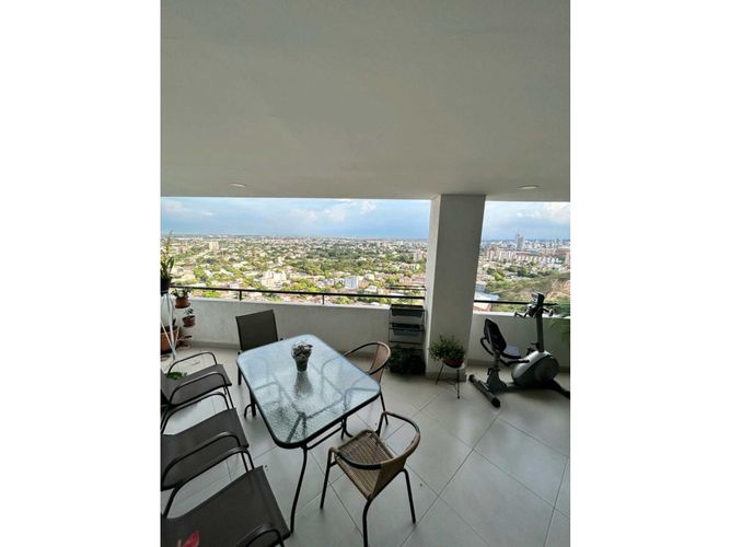Apartamento de 3 alcobas en venta en Cañaverales, Cali, 166 m² · foto 9 de 24