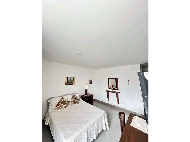 Apartamento de 3 alcobas en venta en Cañaverales, Cali, 166 m² · foto 17 de 24