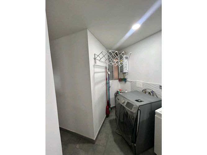 Apartamento de 3 alcobas en venta en Cañaverales, Cali, 166 m² · foto 22 de 24